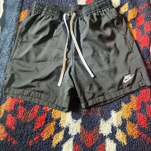 Men's (Medium) Nike Sportswear Woven Lined Flow Hybrid Shorts